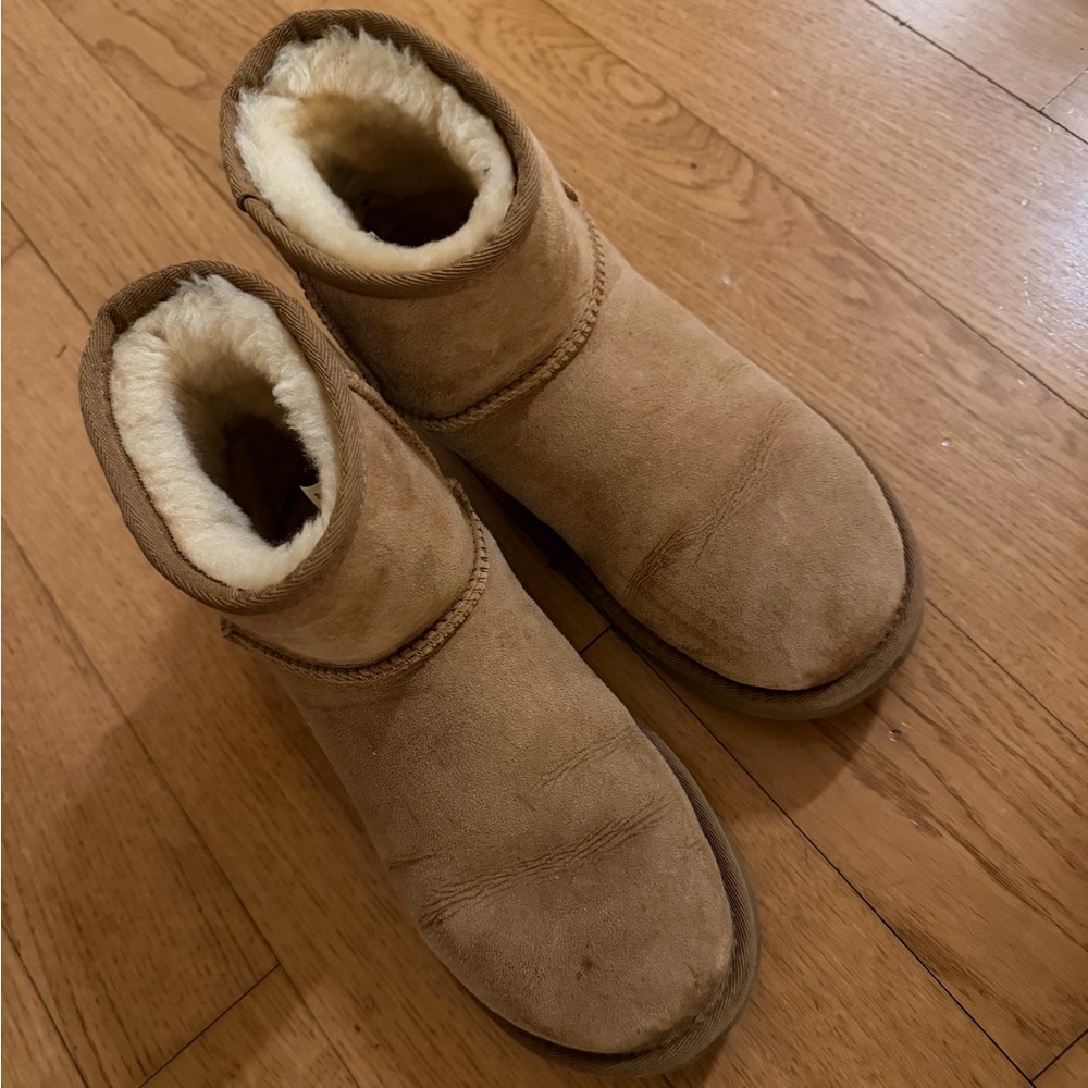 UGG boots - image 1